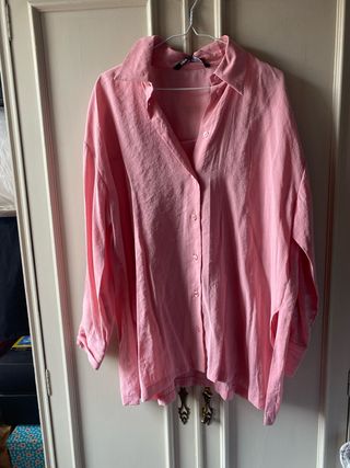 Camisa rosa oversize