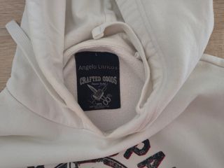 Sudadera con capucha casual