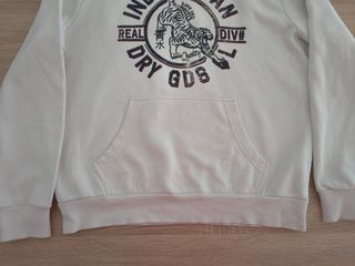 Sudadera con capucha casual