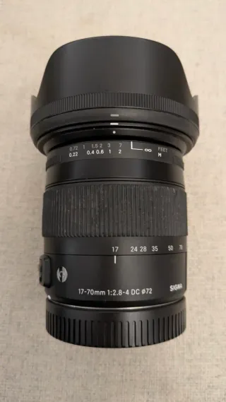 Sigma 17-70mm f/2.8-4 DC Macro Canon EF