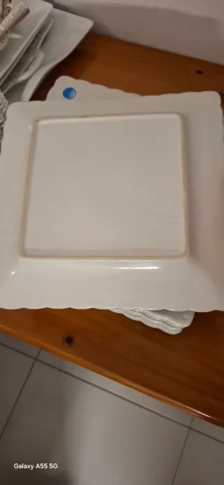 8 Platos Cuadrados Blancos 28x28 cm