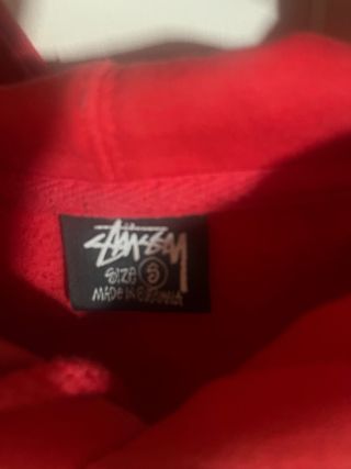 Sudadera Stussy Roja con Logo 8-Ball