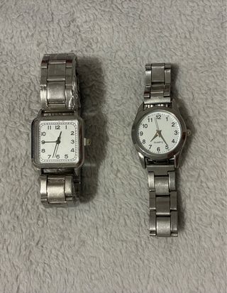 Relojes de pulsera plateados