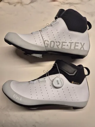 Fizik Tempo Artica GTX Talla 43. Usadas 2 veces.