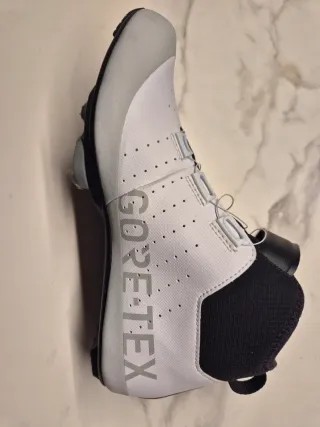 Fizik Tempo Artica GTX Talla 43. Usadas 2 veces.