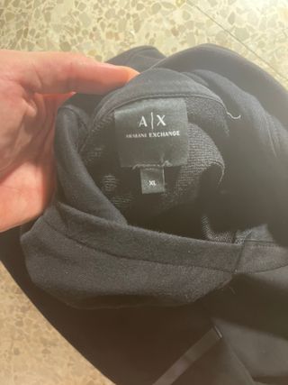 Sudadera Armani Exchange Negra