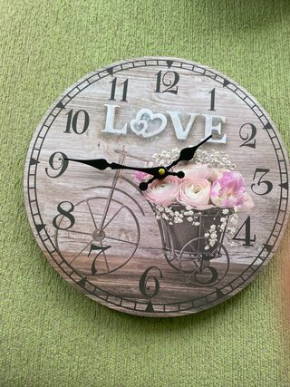 Reloj de pared Love con bicicleta y flores