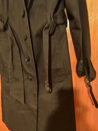 Gabardina Zara Basic Talla M Marrón chocolate