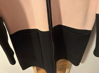 Abrigo chaquetón neopreno capucha