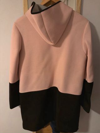 Abrigo chaquetón neopreno capucha