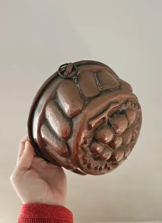 Stampo in rame antico uva