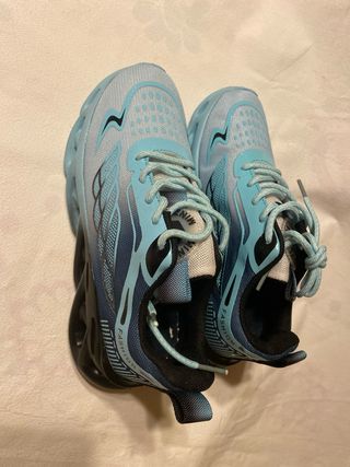 Sneakers per bambini taglia 35