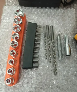 TALADRO ATORNILLADOR MULTIFUNCIONAL.