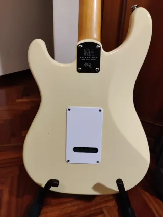 Guitarra Eléctrica PRS SE Silver Sky Moon White