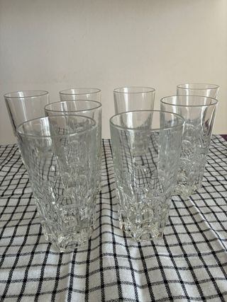 lote de 8 vasos y 7 copas