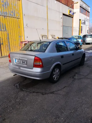 Opel Astra 2002