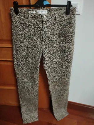 Pantalón Mango Animal Print Talla M