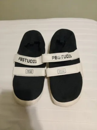 Zapatillas PBSTUDIO Negras y Blancas