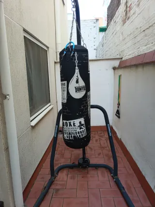 Saco boxeo con soporte pie
