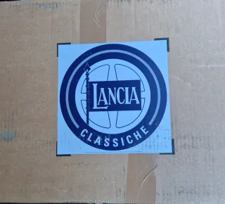 Lancia delta 4x4 paraurti post nuovo originale