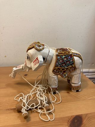 Marioneta Elefante Birmano Madera