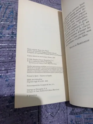 Un mundo feliz / Brave New World (Spanish Edition)