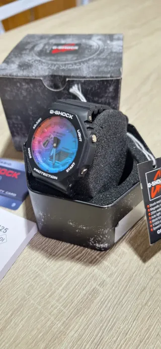 Reloj Casio G-Shock GA-2100 Gradiente