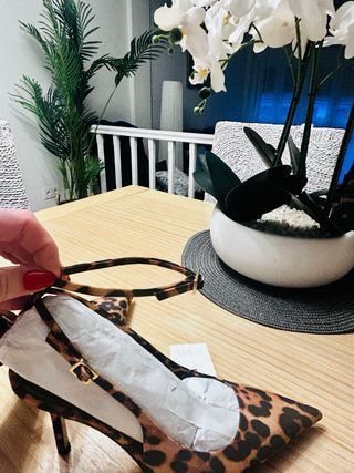 Zapatos de tacón Zara estampado leopardo T39