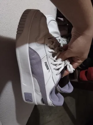 Zapatillas de Mujer Puma en muy Buen estado.