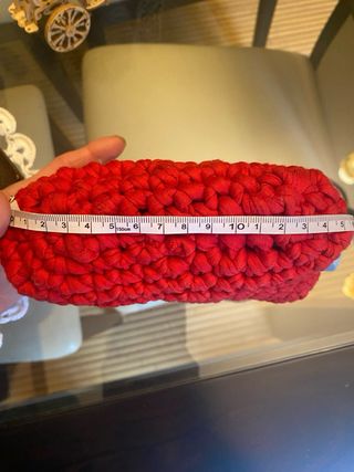 Bolso rojo crochet con borla