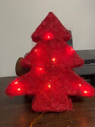 Árbol de Navidad Rojo con Luces