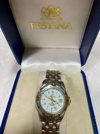 Reloj Festina Dorado y Plateado