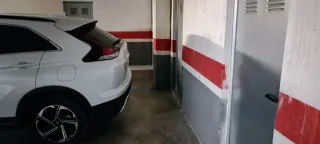 Plaza de garaje amplia