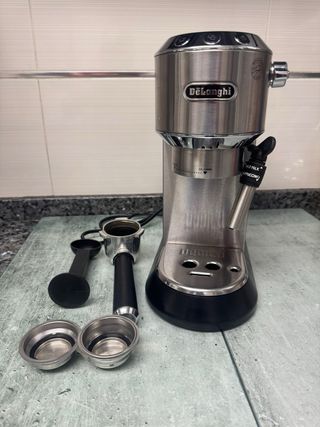 Cafetera DeLonghi Plata