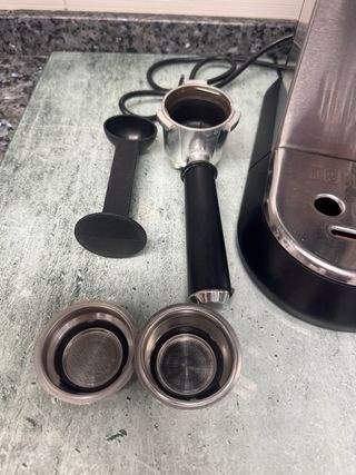 Cafetera DeLonghi Plata