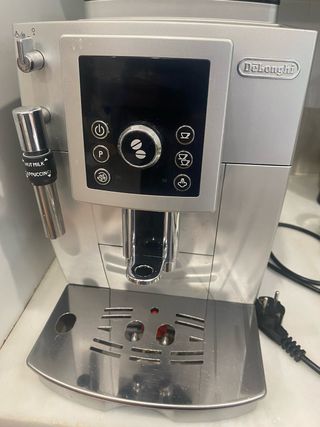Cafetera Superautomática DeLonghi. PARA REPARAR
