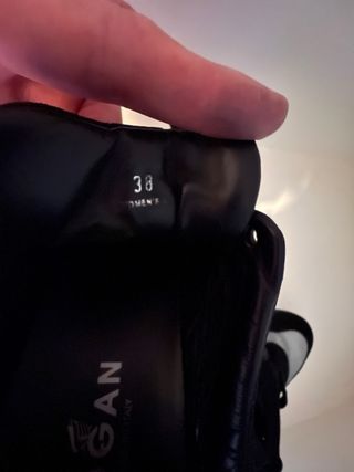 Zapatillas Hogan Negras y Plateadas