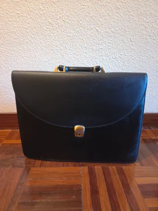 Maletín negro vintage