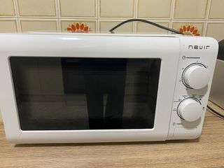 Microondas Nevir blanco