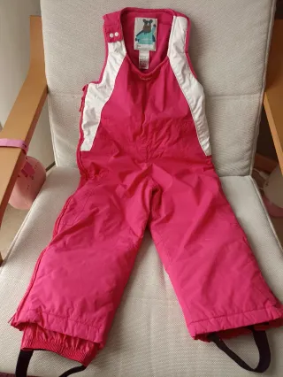 Conjunto ski niña: abrigo y peto talla 3 años