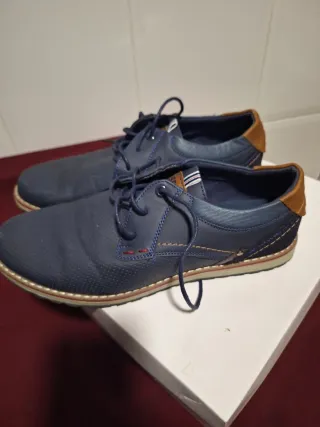 Scarpe eleganti blu