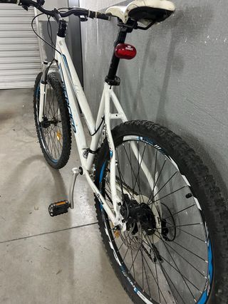 Bicicleta MTB 26' Blanca