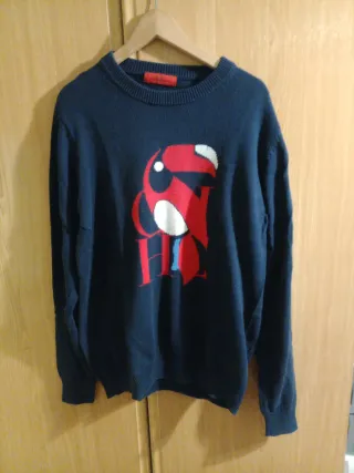 Jersey Carolina Herrera azul y rojo