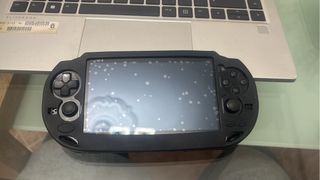 Consola Sony PS Vita Slim Negra