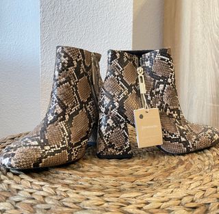 Botines Stradivarius Piel Serpiente