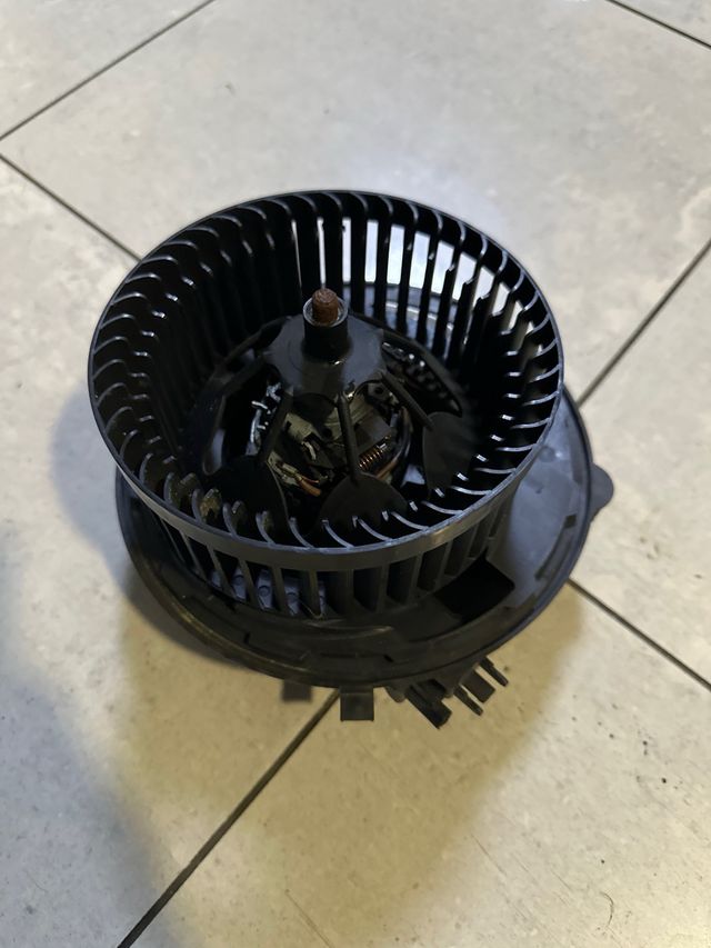 Ventilador Calefacción VW 5Q1819021A
