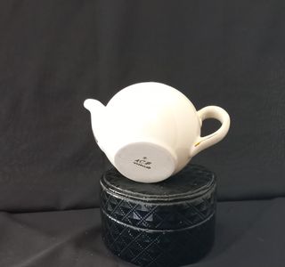 Bricco latte porcellana con bordo oro