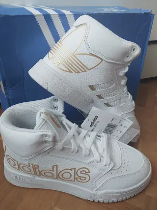 Zapatillas Adidas originales Talla 40 Blancas y Do