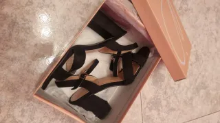 Zapatos de tacón negros