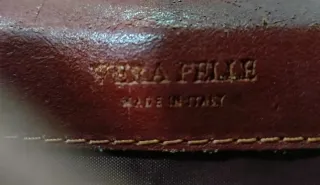 Maletín de piel marrón